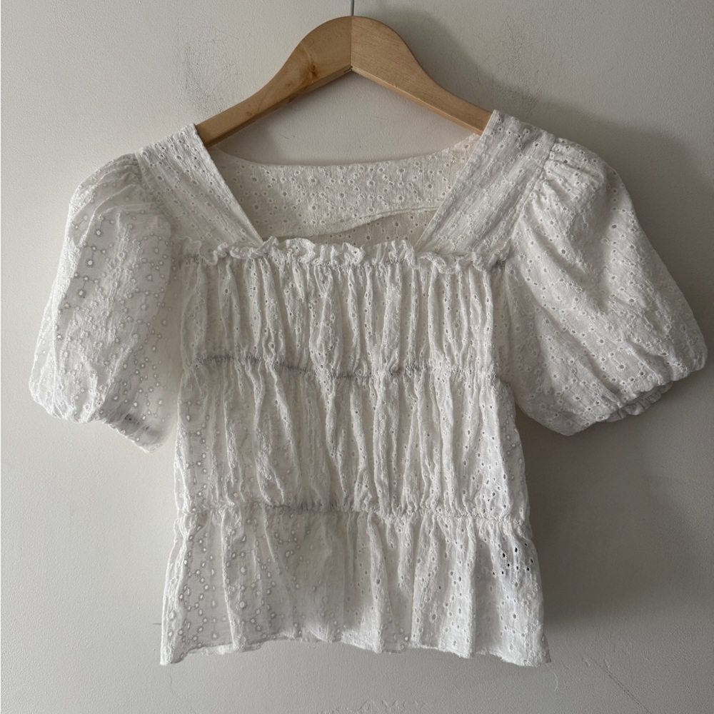 DAZY White Smocked Eyelet Puff Sleeve‎ Blouse